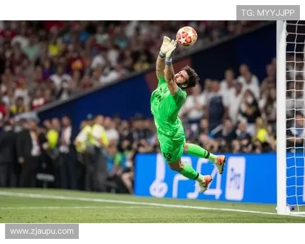 足球比赛中的门将技术与扑救训练方式